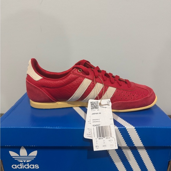ADIDAS JAPAN ORIGINAL SCARLET WOMEN SHOES - Picture 2 of 8